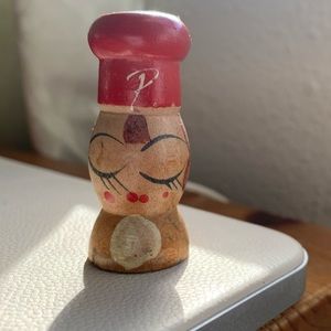 VINTAGE•1950's pepper shaker miniature with original stopper •